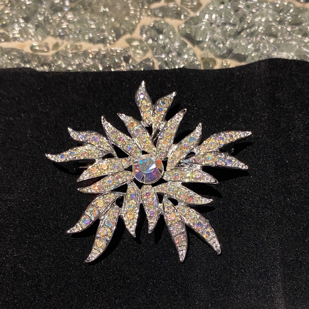 Vintage Sara Coventry Aurora Blaze  Brooch